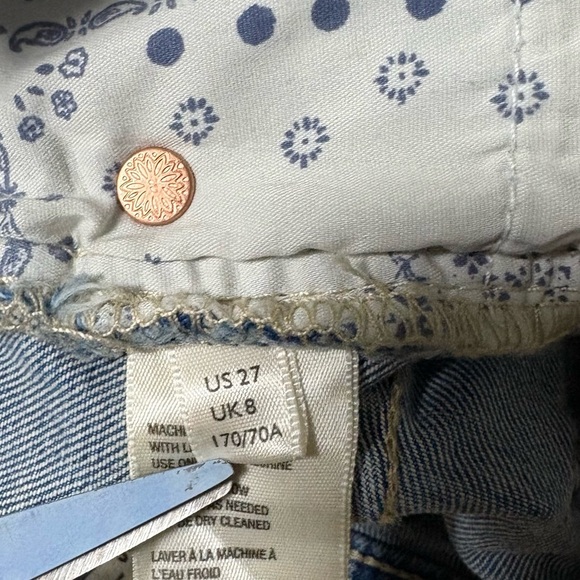 We The Free Shorts - Picture 5 of 7